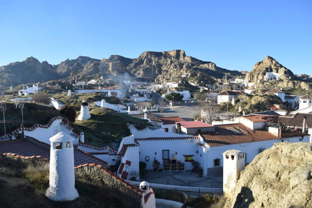 Imagen de las casa cuevas de Guadix.